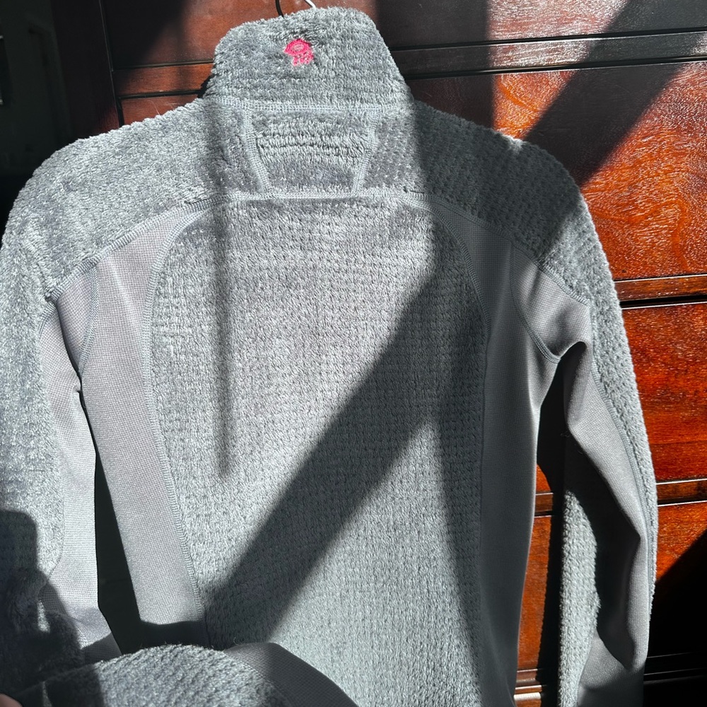 Mountain Hardware Jacket - image 2